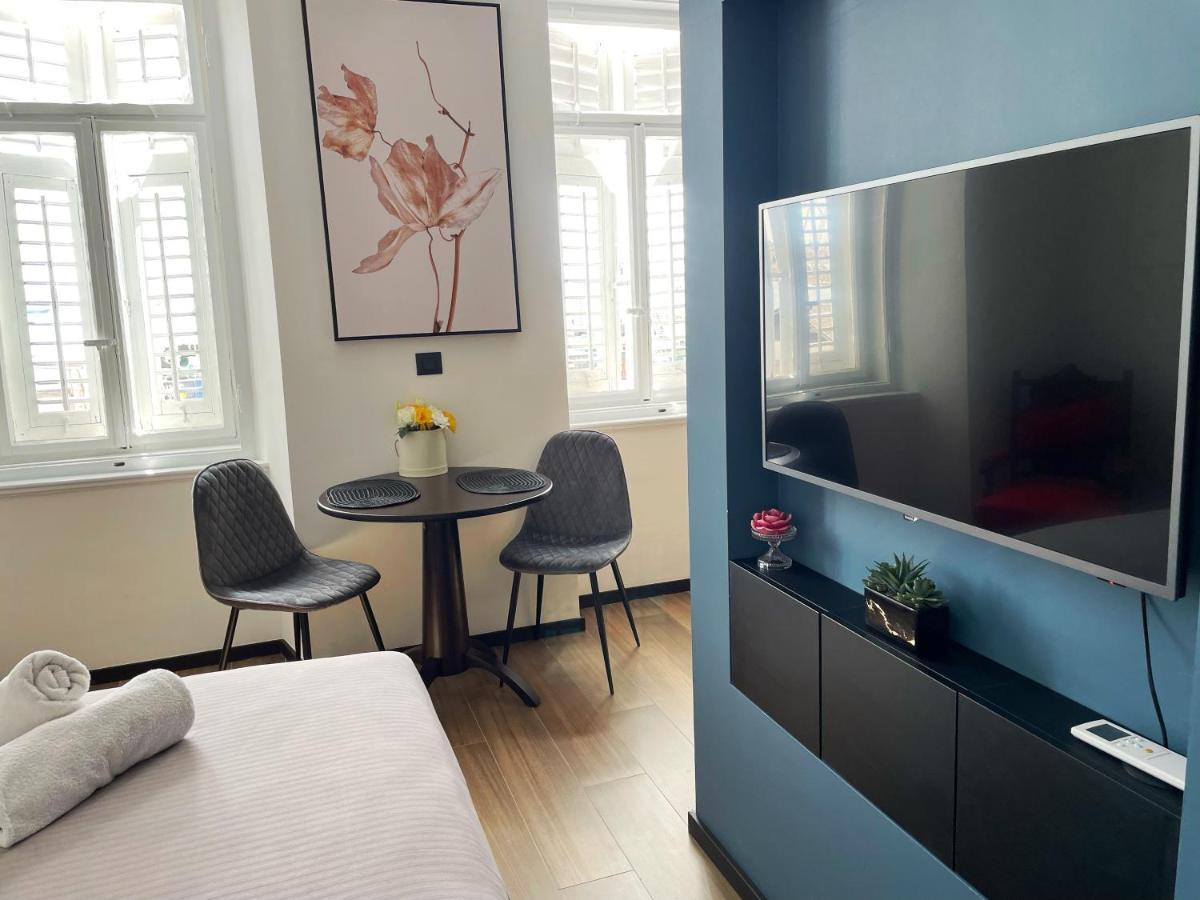 Navis City Apartments بولا المظهر الخارجي الصورة