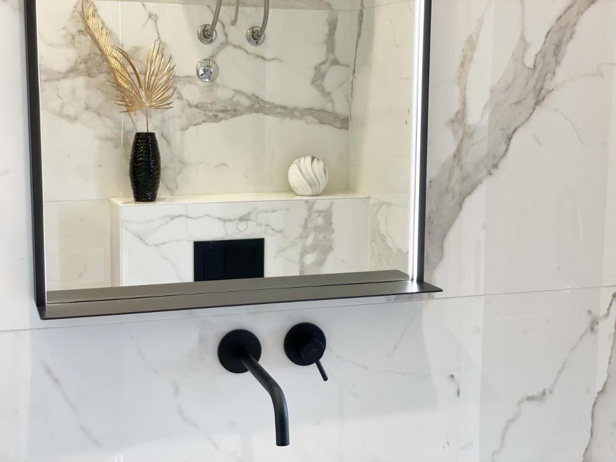 Navis City Apartments بولا المظهر الخارجي الصورة