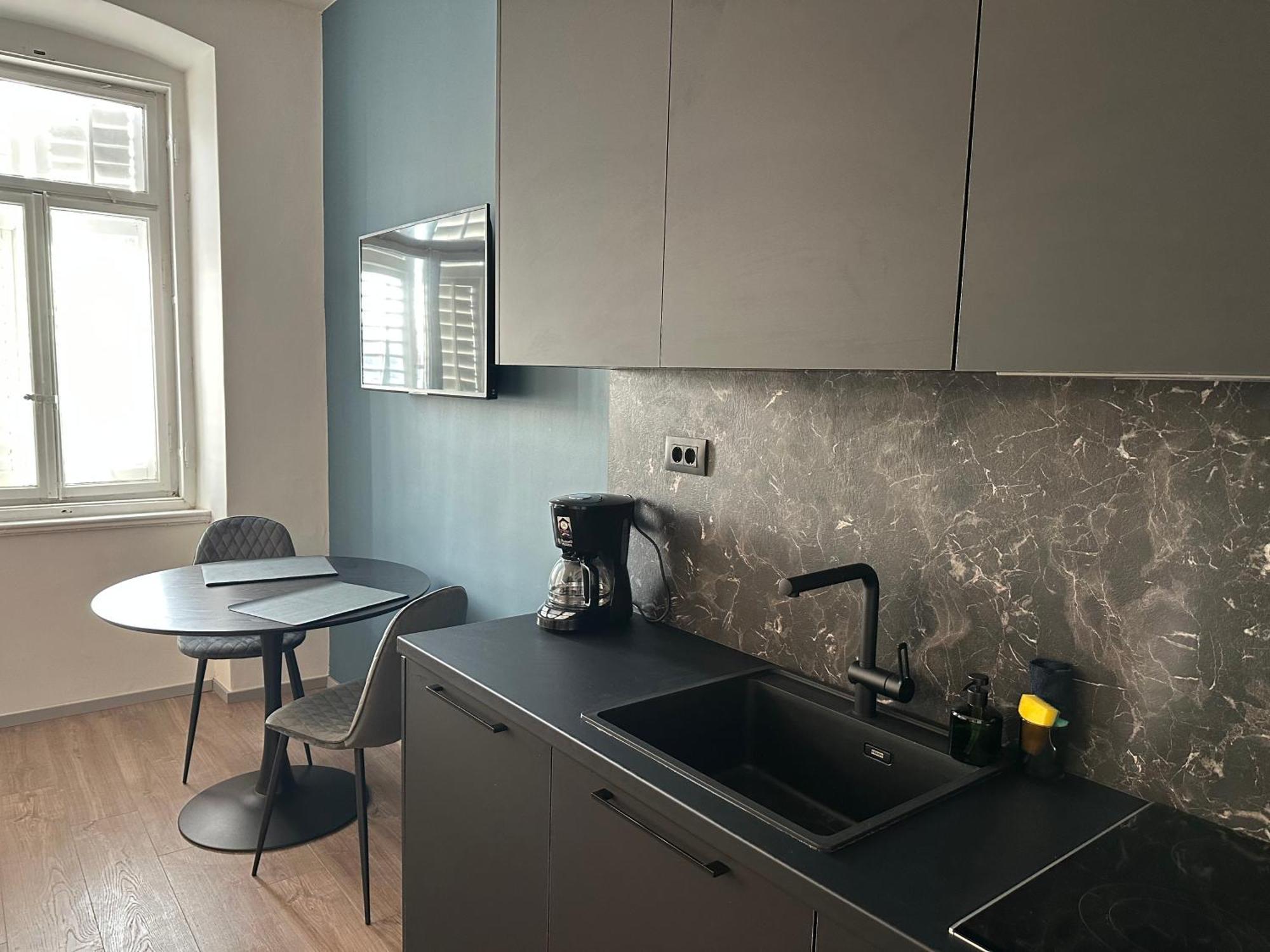 Navis City Apartments بولا المظهر الخارجي الصورة