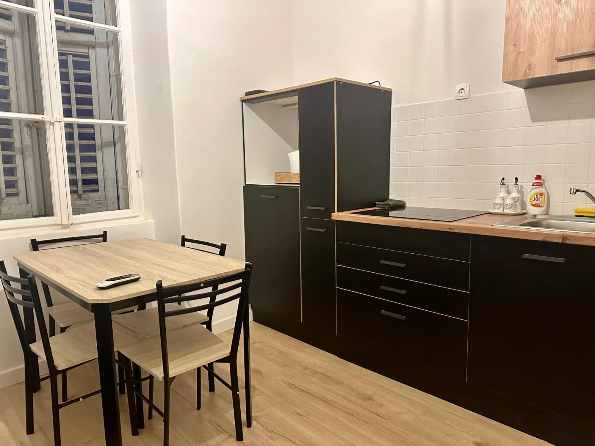 Navis City Apartments بولا المظهر الخارجي الصورة